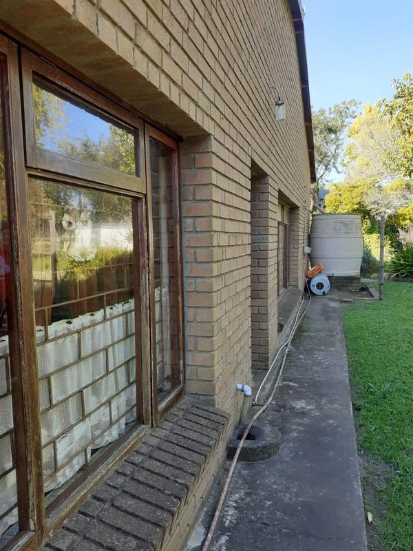 4 Bedroom Property for Sale in Albertinia Western Cape